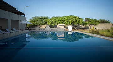 Temperate swiming pool Set apart for your privacy